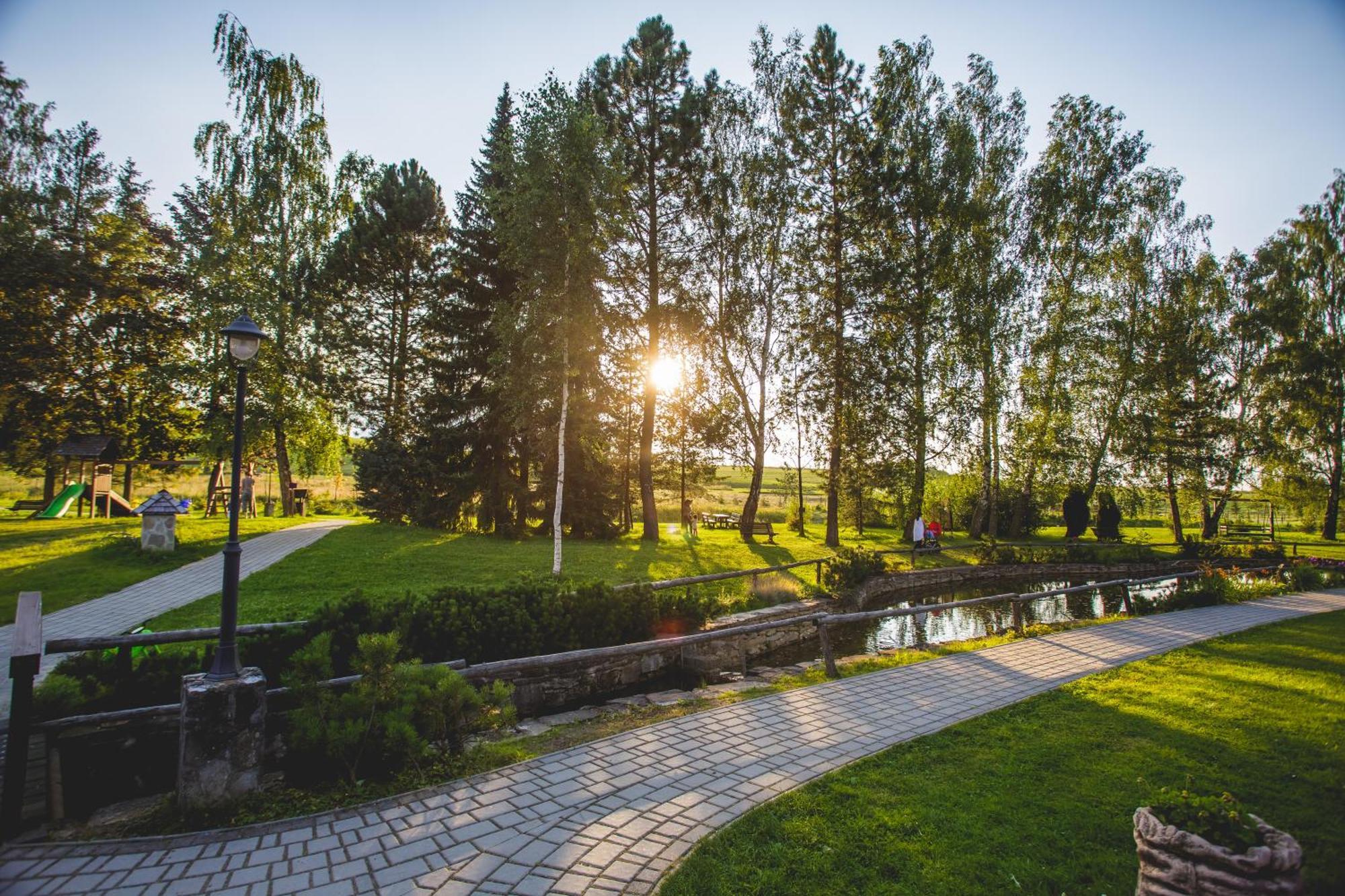 Oravsky Haj Garden Hotel & Resort Trstena Luaran gambar